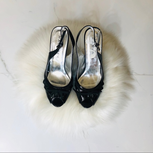RAMPAGE Slingback Kitten Heels - Picture 1 of 3